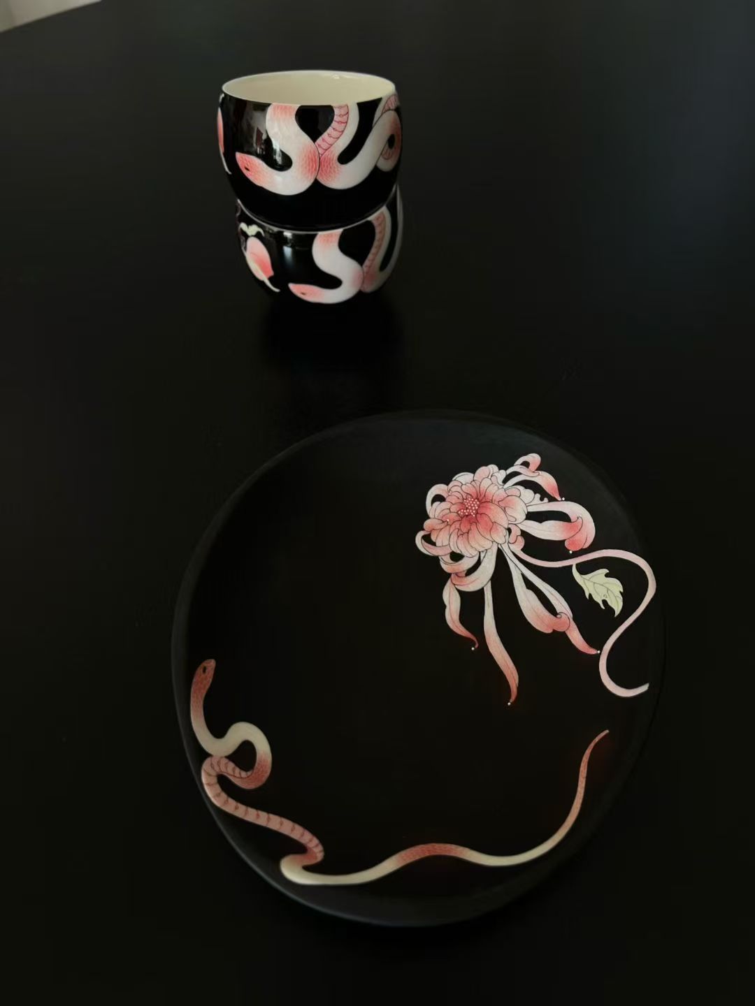 Chrysanthemum Plate
